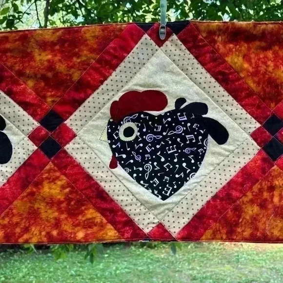 Handmade quilted chicken mosaic patchwork  table runner - Picture 5 of 8